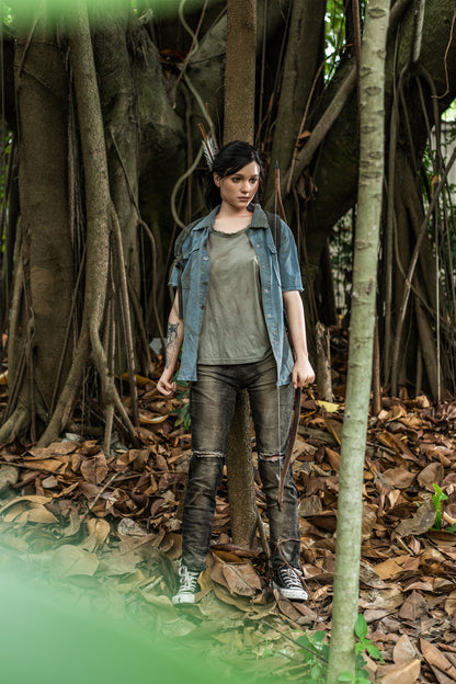 Game Lady Ellie 168cm/5'6" E-Cup Silicone