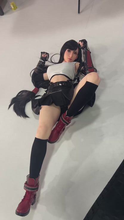 Game Lady Tifa 167cm/5'5" D-Cup Silicone